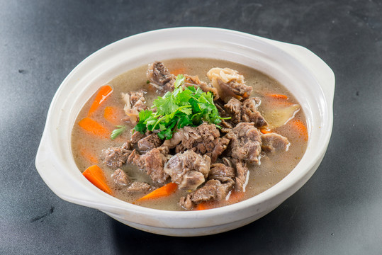 蘿卜羊肉鍋