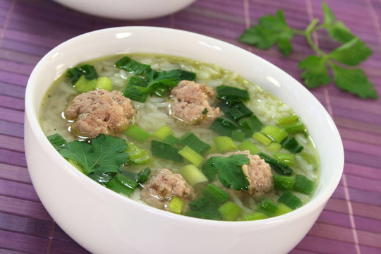 肉丸米湯