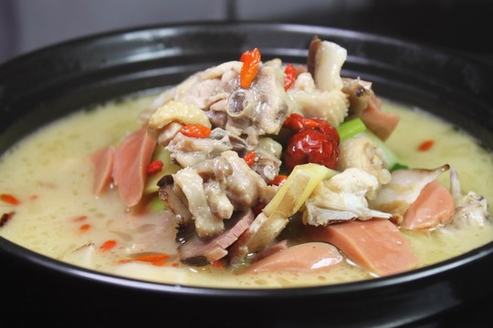 美味山珍煲