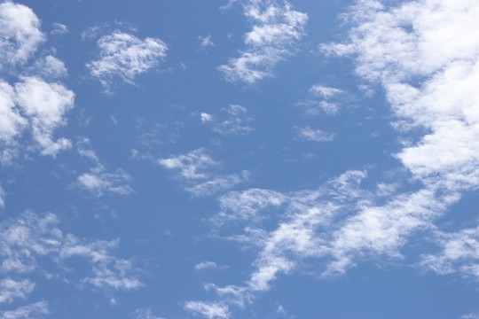 云