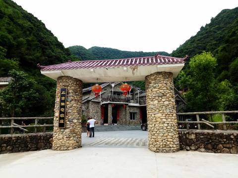 農(nóng)家樂(lè)門樓