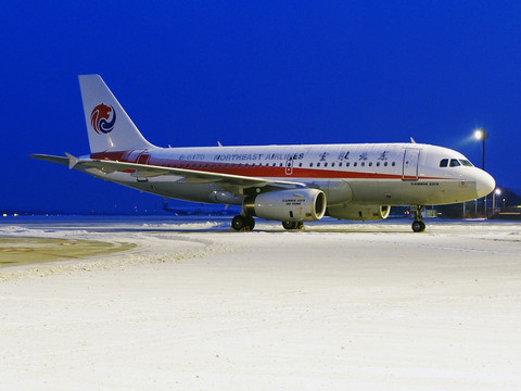 東北航空公司 飛機(jī)