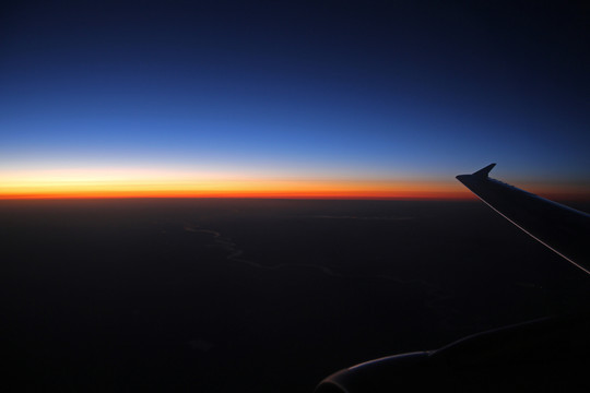 飛行 天空 暮色 天際線