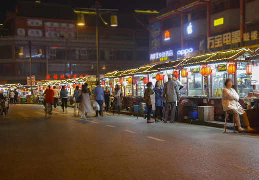 繁華的夜市