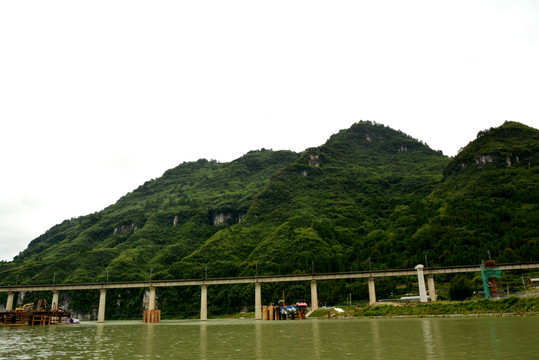 高山