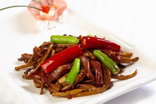 茶樹(shù)菇杭椒爆鴨舌