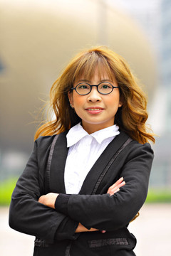 女人