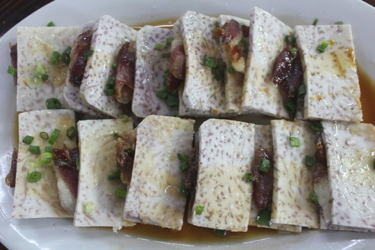 香芋蒸臘肉