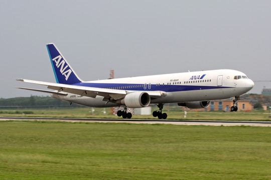 全日空航空 飛機降落
