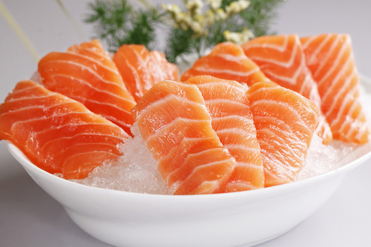 三文魚刺身