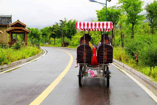 騎車 騎自行車 家庭自行車 騎