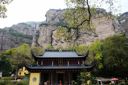 雁蕩山靈巖禪寺