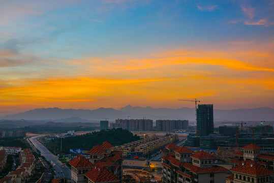 夕陽 晚霞