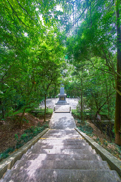黃埔軍官學(xué)校東征陣亡烈士紀(jì)念碑