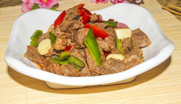 爆炒牛肉
