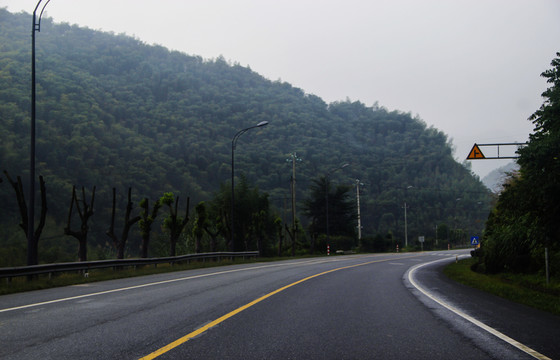 山路彎道