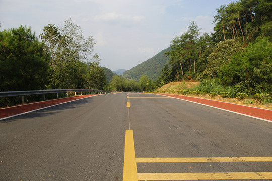 鄉(xiāng)村路