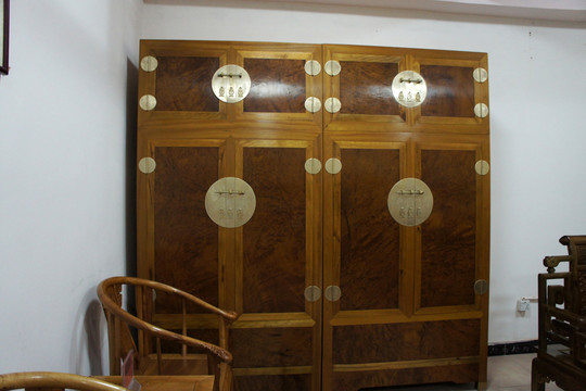 金絲楠木櫥柜