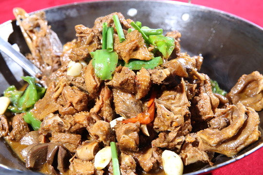 砂鍋燜土鵝