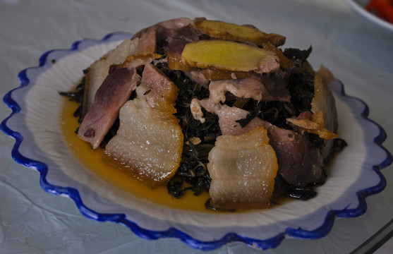 臘肉蒸香椿