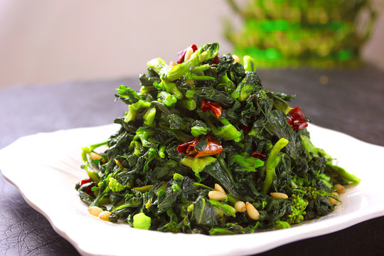 涼拌萬(wàn)年青