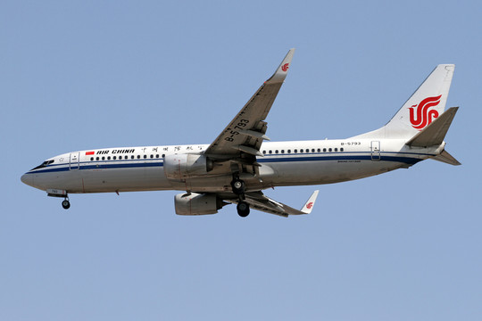 中國(guó)國(guó)際航空 飛機(jī) 降落