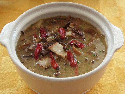 一品茶樹菇