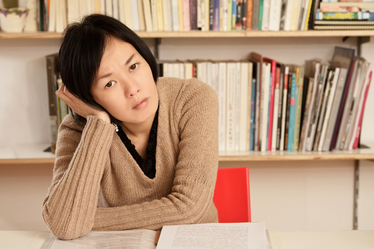 女人
