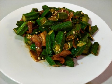 秋葵炒肉