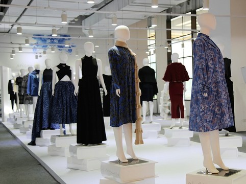 商場(chǎng) 展臺(tái) 展示