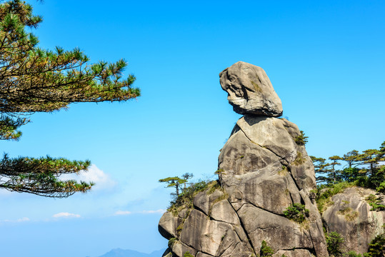 三清山東方神女