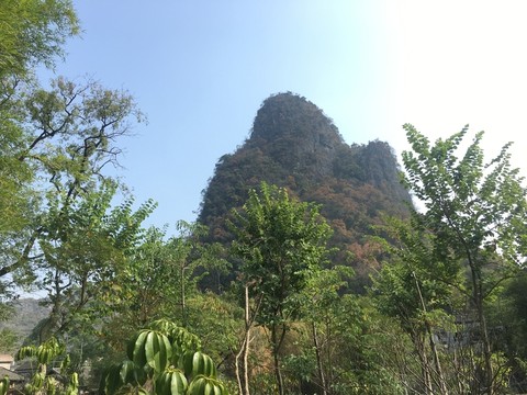 山峰