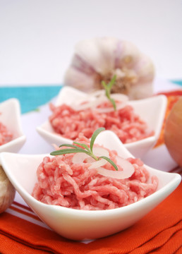 生肉