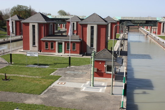 hindenburgschleuse anderten