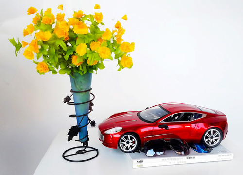 靜物 花卉 小汽車