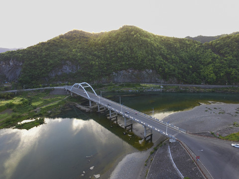 秋浦河風(fēng)光