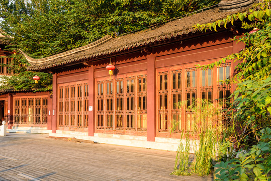 仿古木樓