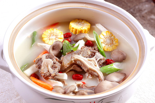 牛尾養(yǎng)生煲