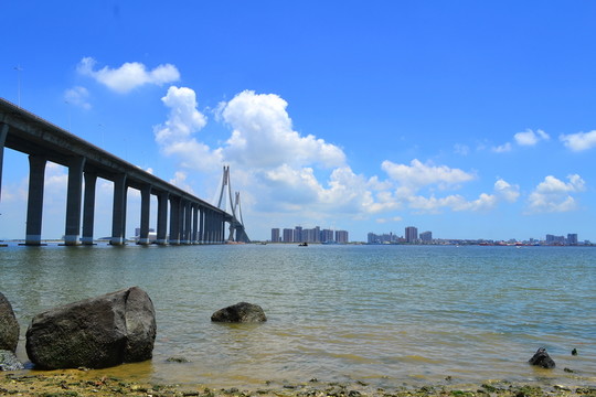 湛江海灣大橋風光