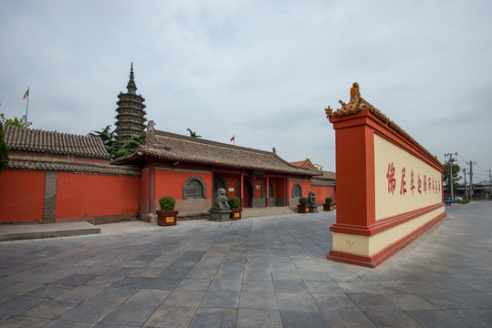 正定臨濟寺 山門