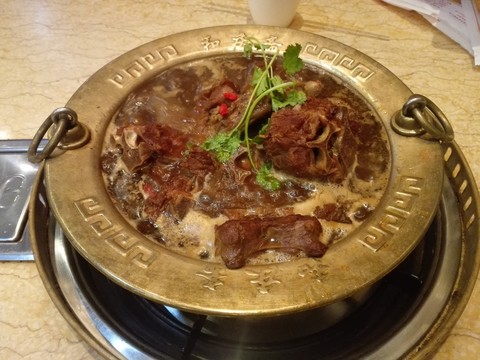 羊蝎子 銅火鍋