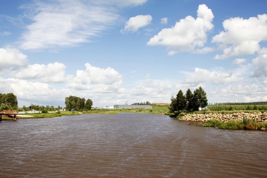 藍(lán)天白云 河流 風(fēng)景 野外 流