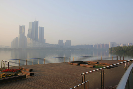 合肥天鵝湖早晨