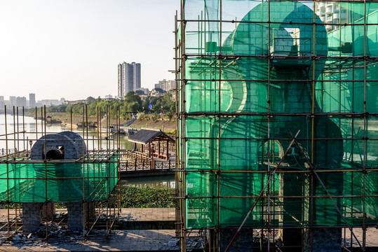 雕塑建筑工地