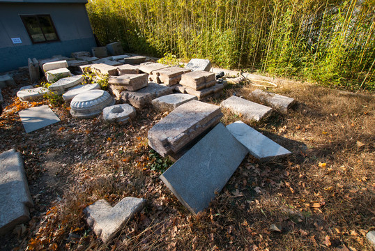 北京普度寺 遺石