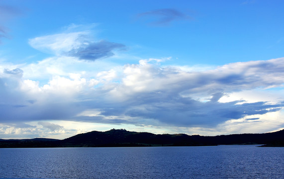 藍(lán)色