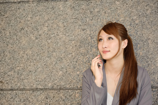 女人