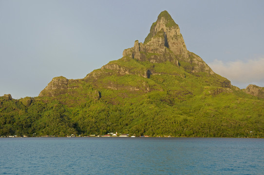 登上otemanu bora bora