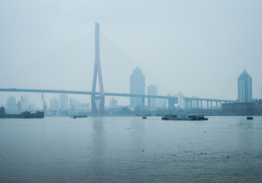 上海早晨