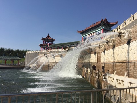 新疆九龍泉